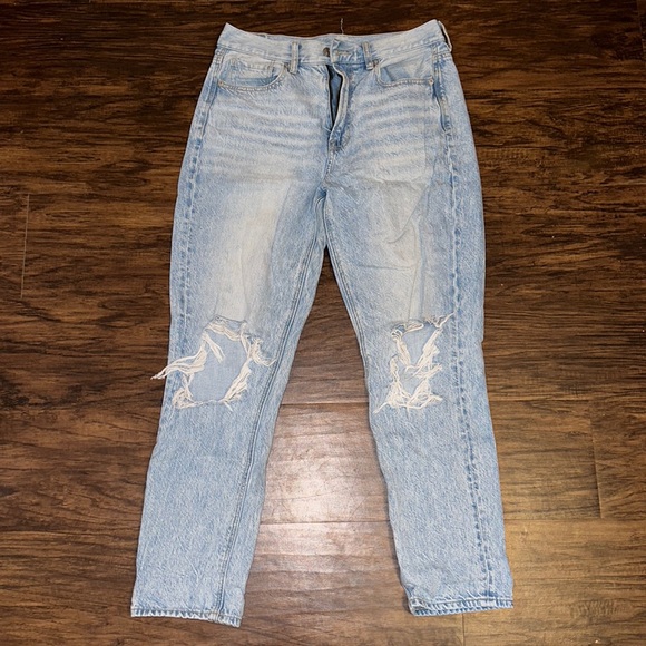 American Eagle mom jeans- little high rise - Picture 1 of 4